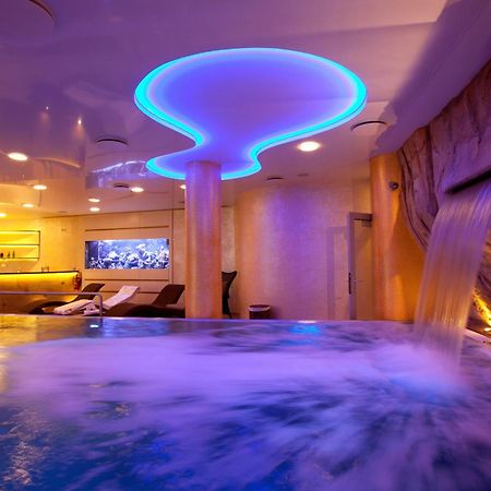 Hotel Ambiente Wellness & Spa Karlovy Vary Kültér fotó